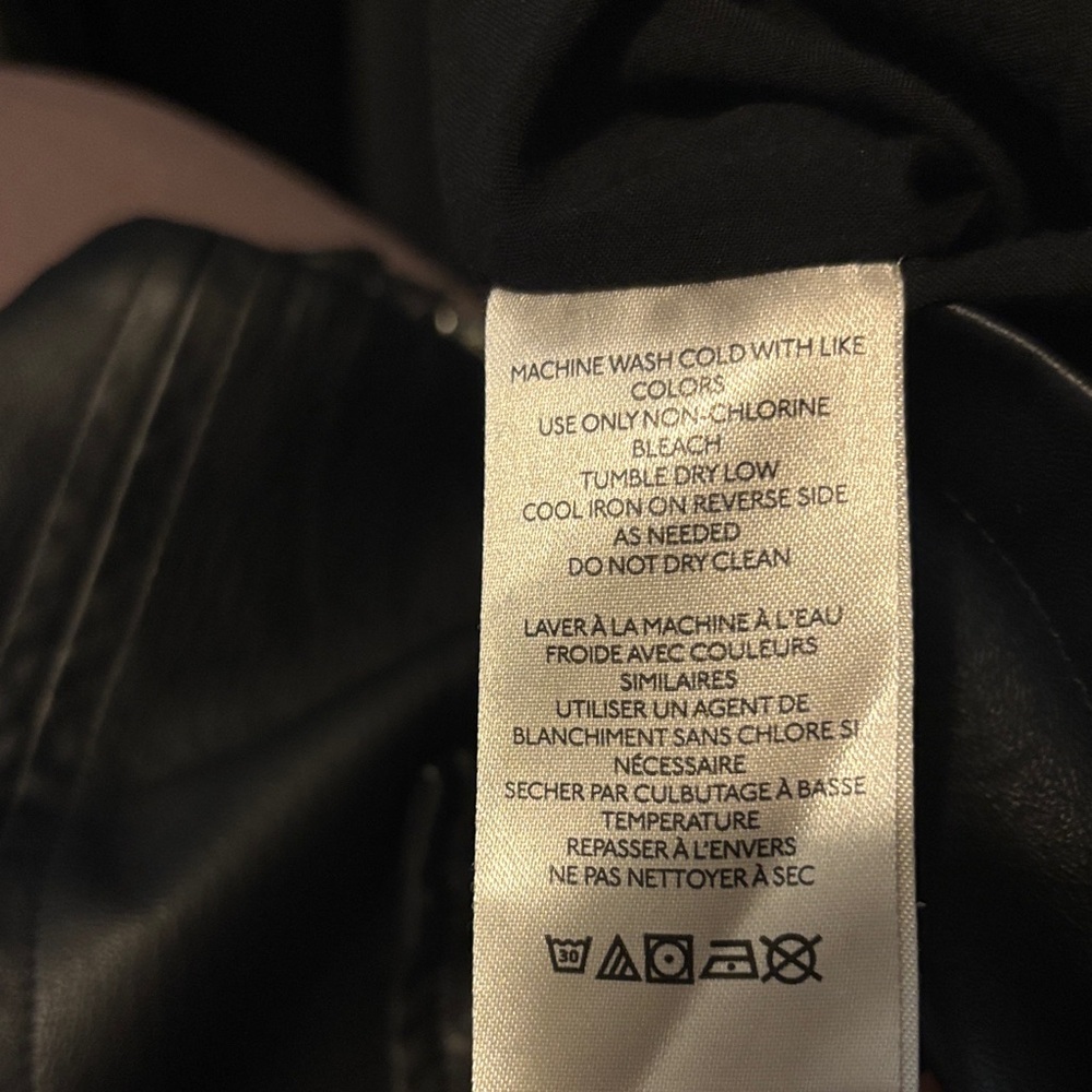 Anthropologie Black Mini Skirt with Front Pockets - Picture 9 of 10
